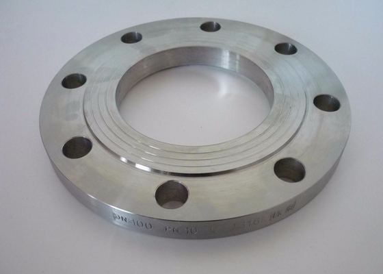 ASME Pn100 Dn100 जाली कार्बन स्टील निकला हुआ किनारा फ्लैट स्लिप ऑन राइज़्ड फेस वेल्ड नेक