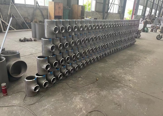 Asme B16.9 Astm A 234 Wpb रिड्यूसिंग टी फिटिंग बट वेल्ड Wp304/L 316/L S2205 S32750
