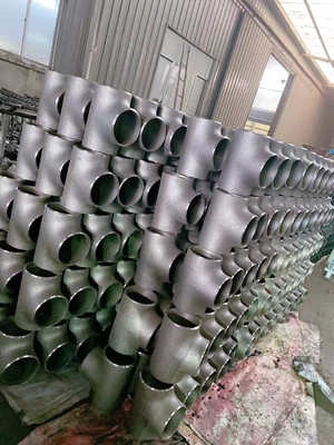 Q235 Q215 कार्बन स्टील टी ANSI A234 WPB 1/8 &quot;टू 2&quot; हॉट गैल्वनाइजिंग